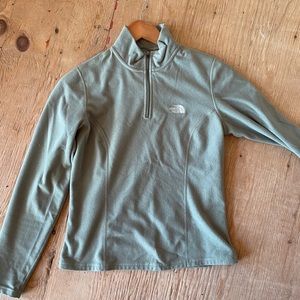 The North Face 1/4 zip pullover sweater